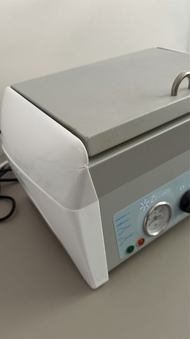 Sterilizator salon manichiura