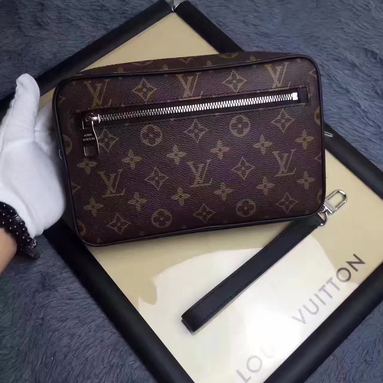 Чанта Luis Vuitton Kasai Clutch