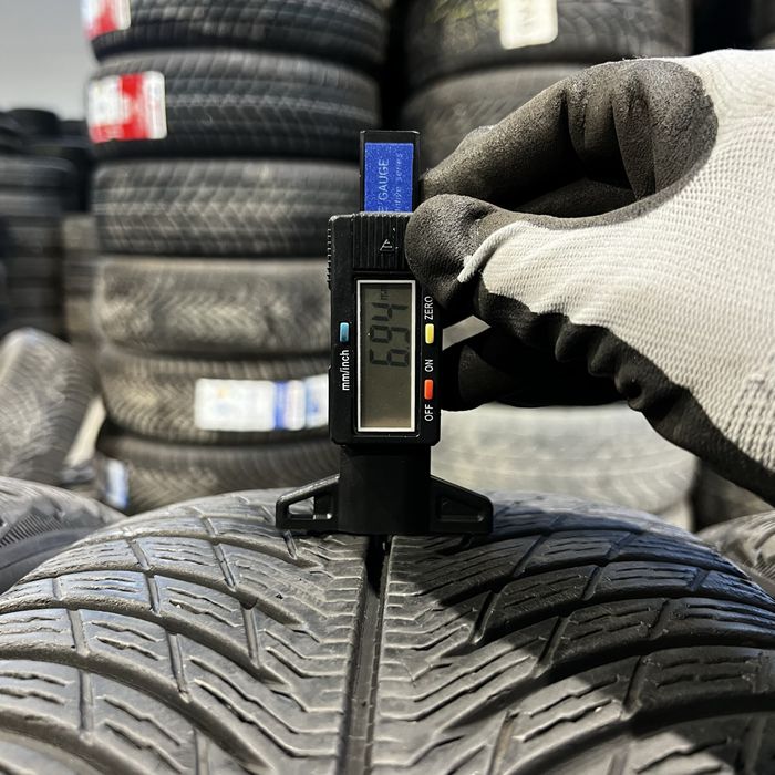 4 Anvelope iarna 235 50 19 Michelin DOT 2020