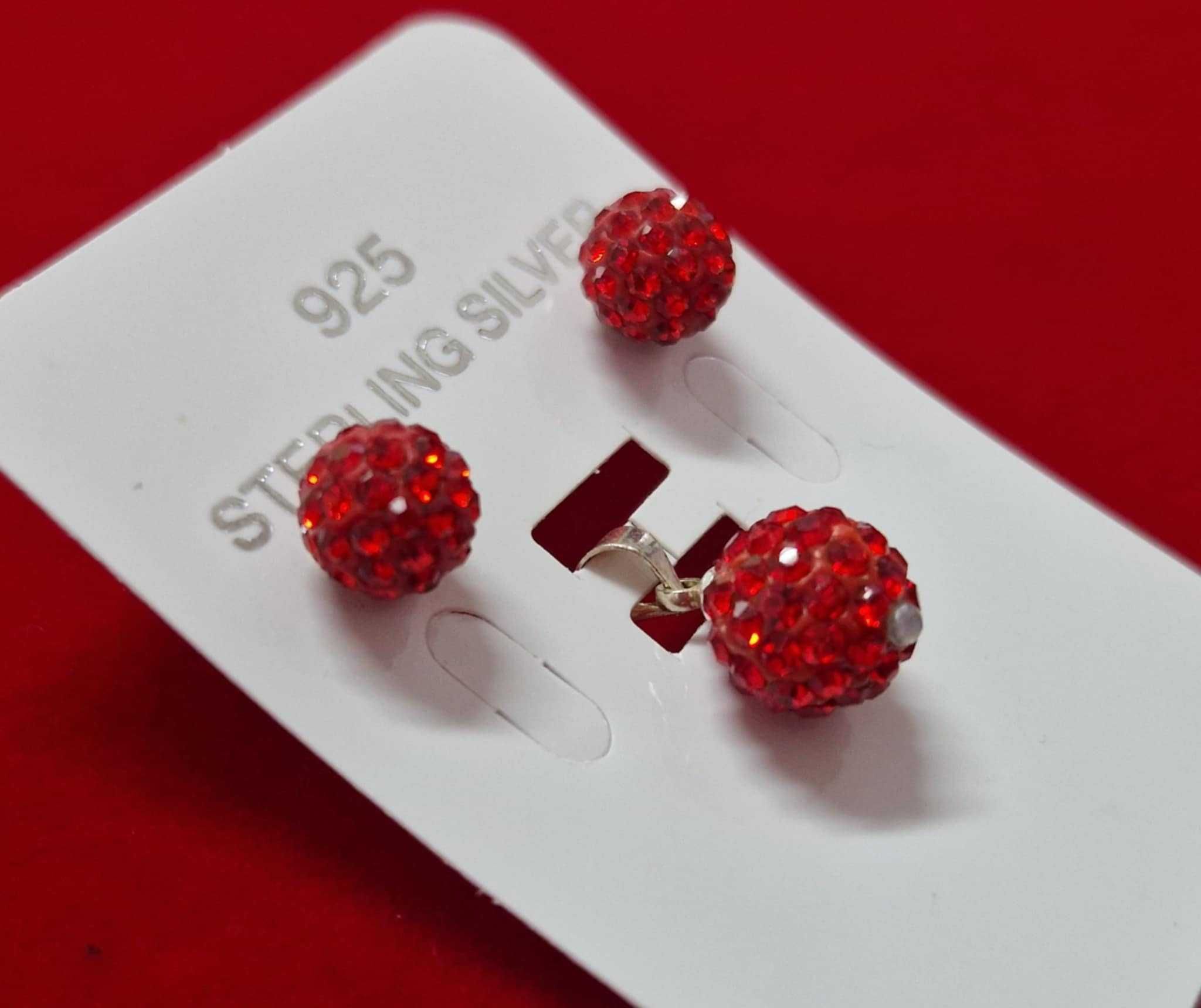 AG197, set argint 925,nou/marcat, zirconii rosii, reducere 20%