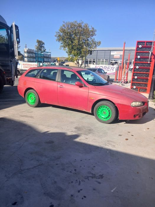 Vând alfa romeo 156 jtd