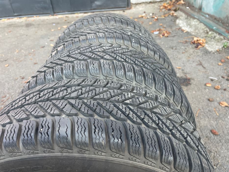 Cauciucuri de iarnă 195/60/15