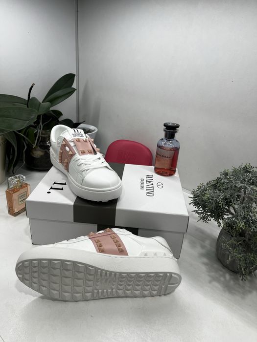 Valentino обувки