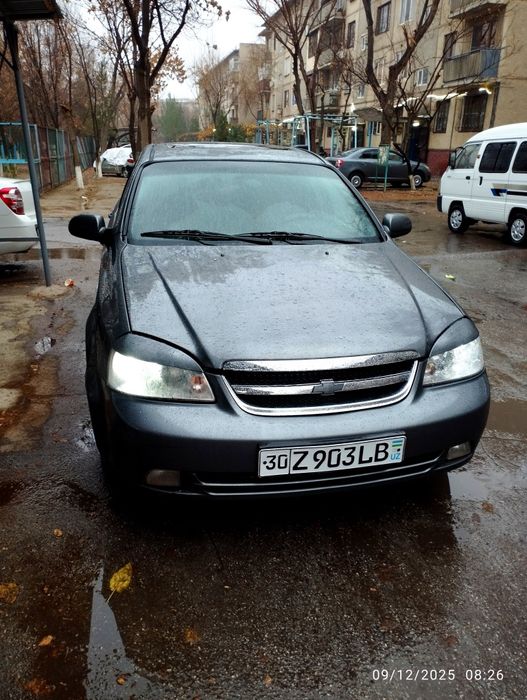 Lasetti 2.2L mator sotiladi yoki obmen