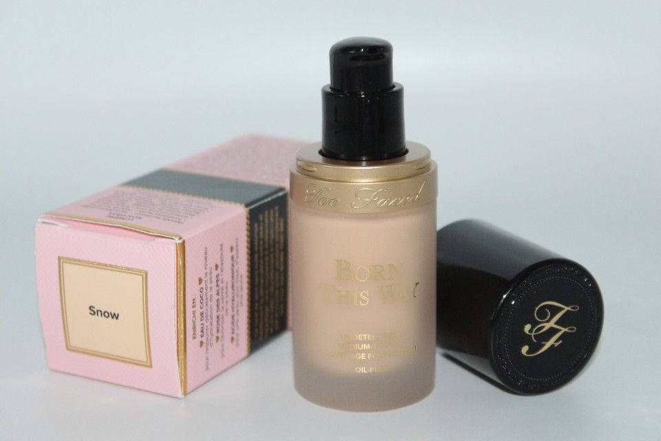 Fond de ten Too Faced Born This Way Nuanta Snow