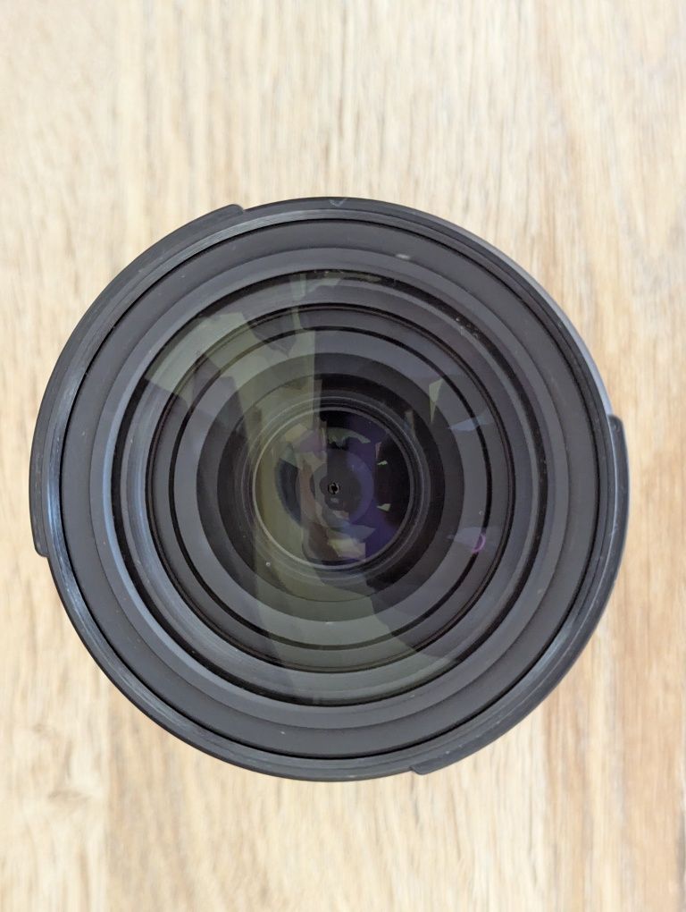Продавам Tamron 28-200mm f2.8-5.6 DI III RXD Sony E (FE)