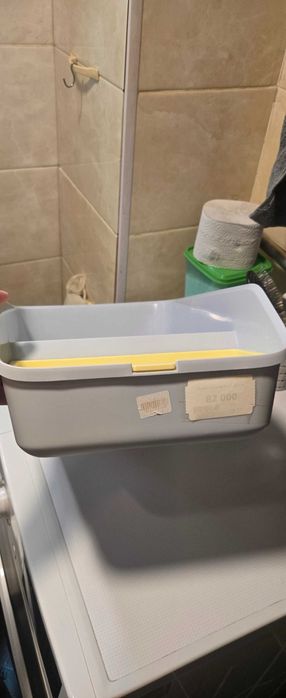 Лоток для кошек в отличном состоянии.