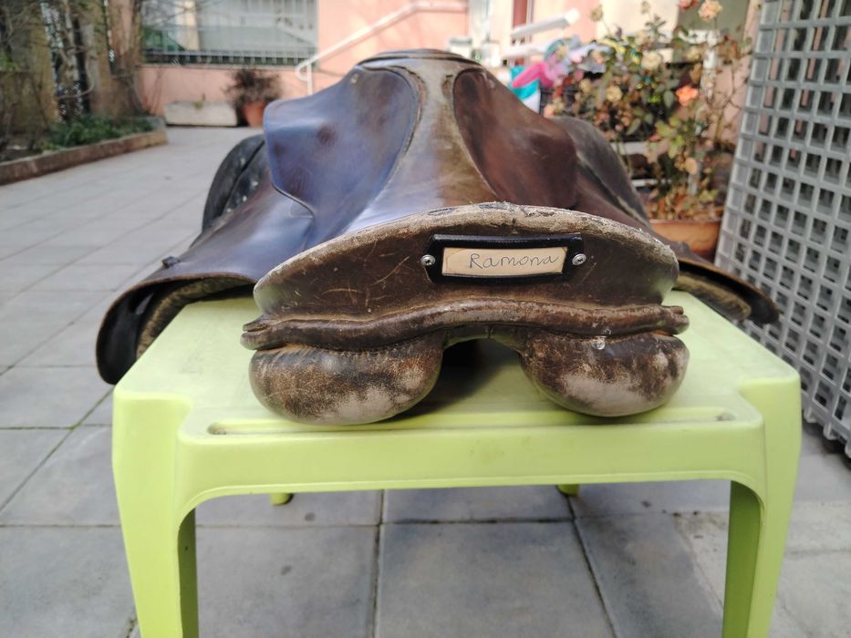 Седло за езда / кон Sommer Somero Arato Hunt/Jump SADDLE DEEP Seat