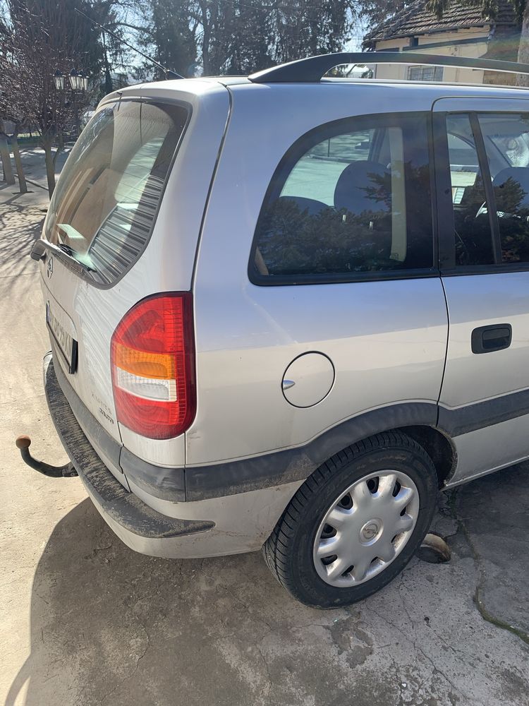 Opel Zafira 2.0 DTI ван