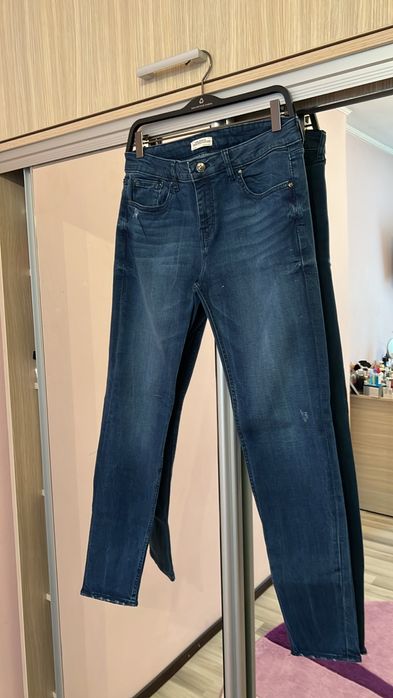 Blugi Zara masura 40