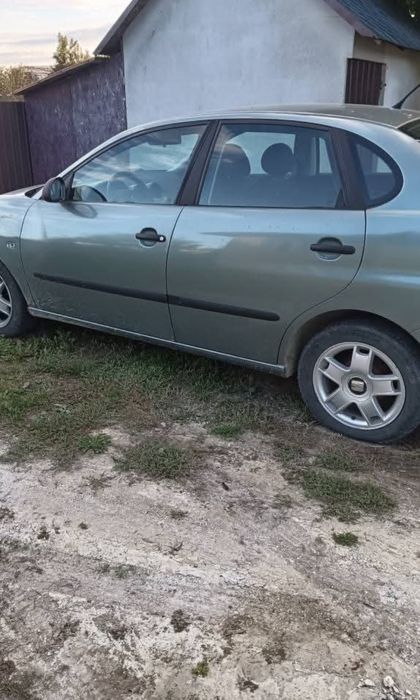 Seat Cordoba benzina