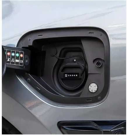 Резиновые заглушки для порта зарядки для автомобилей Zeekr