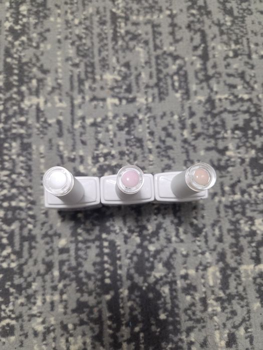 De vanzare produse unghii