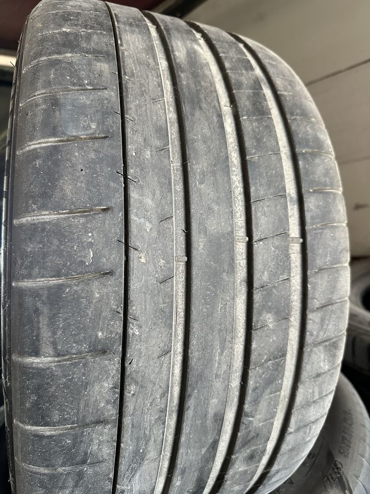 Гуми за кола 275 40 18 Michelin