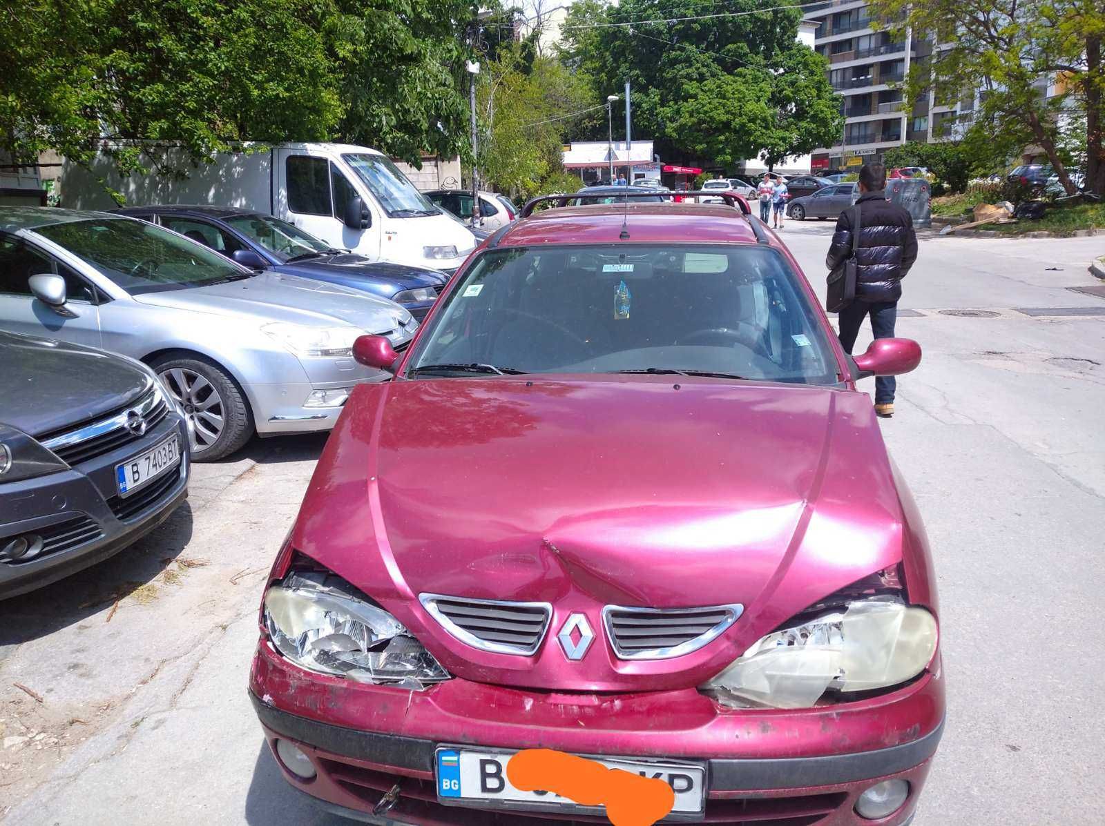 Продавам Renault Magane 1.9 D