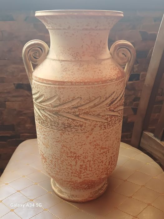 Керамична стара ваза