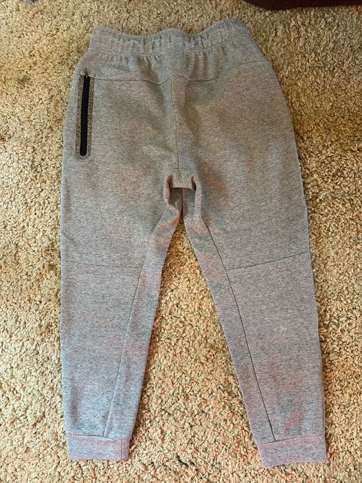 Nike tech pantaloni mărimea S