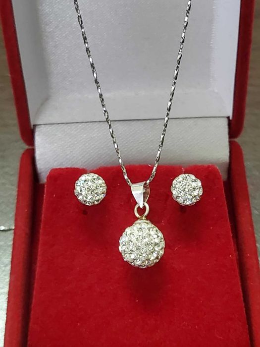 AG97,set argint 925,nou/marcat, zirconii albe, 3 piese superbe