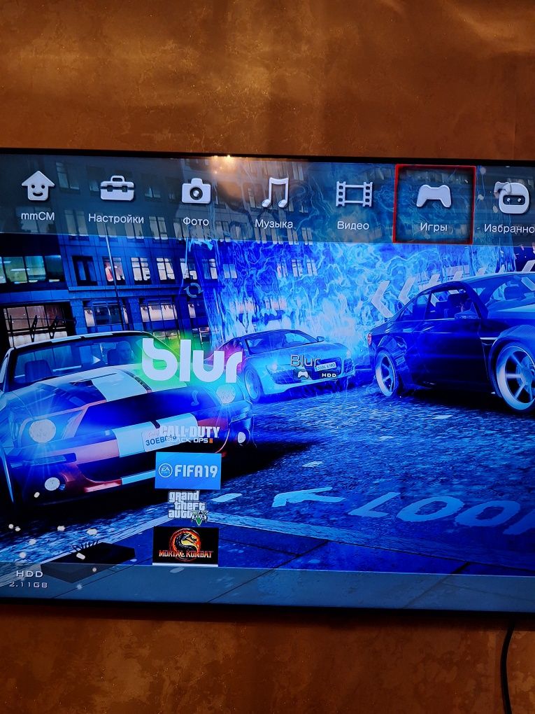 Игровая приставка Sony PS-3 Slim 320GB в хорошем состоянии