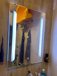 Огледало за баня с вградено осветление