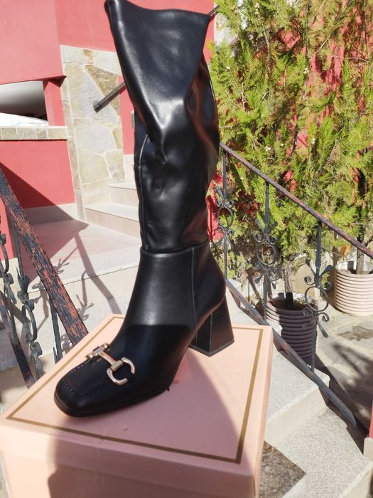 Ботуши - нови Номер 39