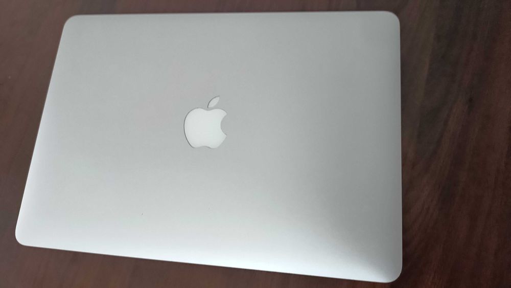 Macbook Pro 13" in stare excelentă! SSD 256 + 8GB ram