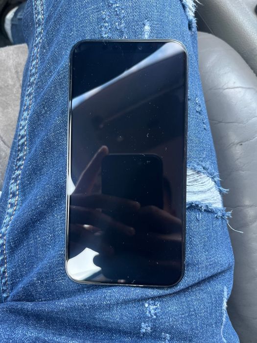Vand iphone 12 stare foarte buna
