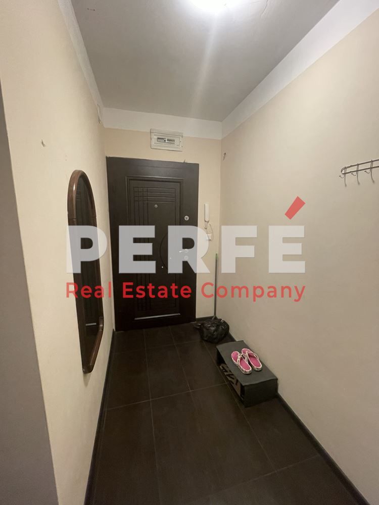 Продава се Двустаен апартамент в Бургас, Славейков - 67 кв.м за 2389 €/кв.м - Снимка #5