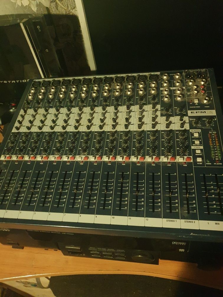 Soundcraft epm 12 смесителвн пулт