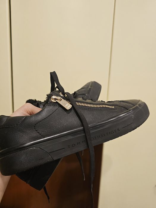 Tommy Hilfiger 40 рм.