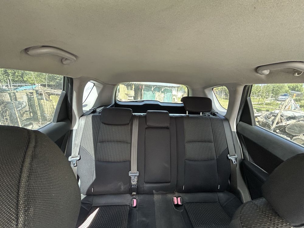 Hyundai i30 cw- 1.6 diesel , pentru dezmembrat -se vinde completa!