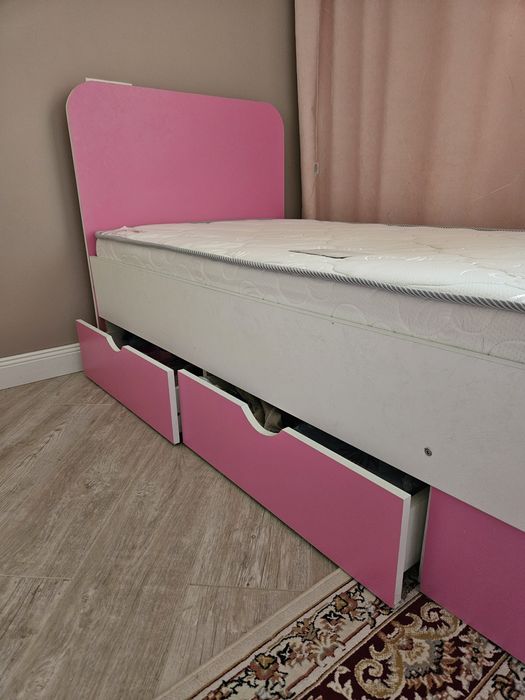 Продам кровати подростковые