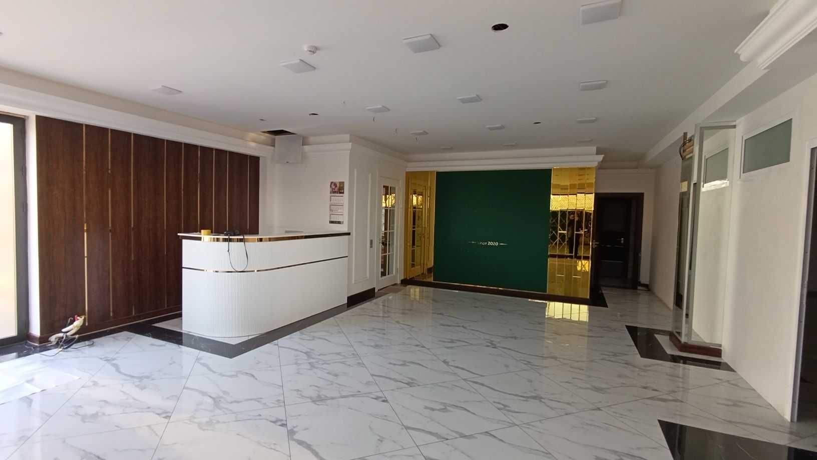 Срочно Сдаётся нежилое на втором этаже 130м² прос.Мирзо Улугбека (ДХБ)