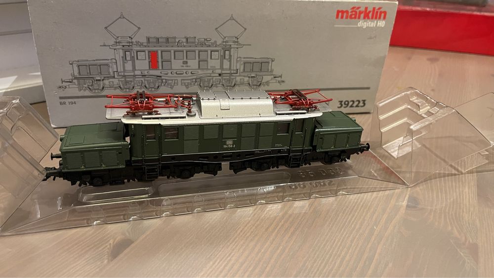 Locomotiva Marklin 39223, BR 194 German Crocodile, AC digital, HO