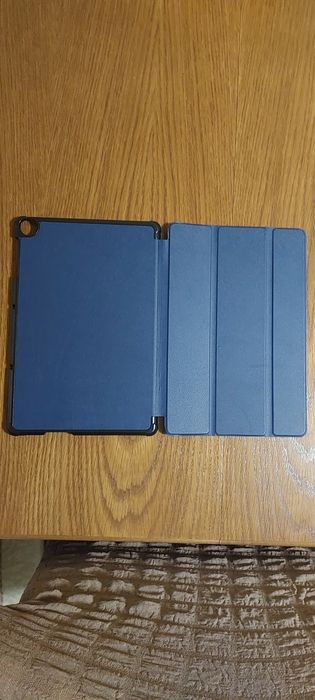 Vând tabletă Honor Pad X8
