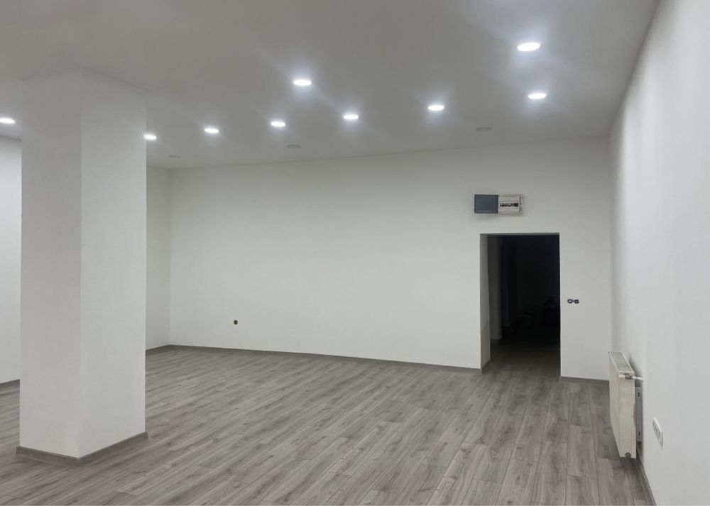 Spatiu Comercial si Casa de Locuit Central Bistrita