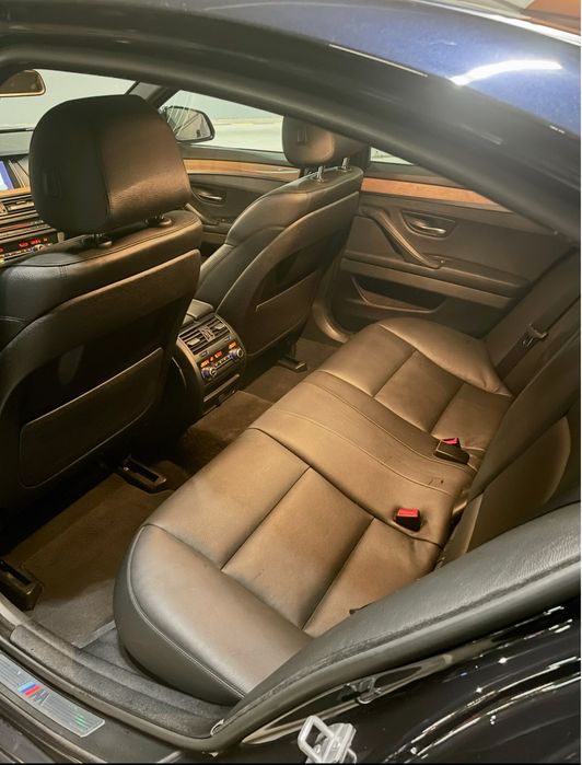 BMW Seria 5 F10 520d M-Packet