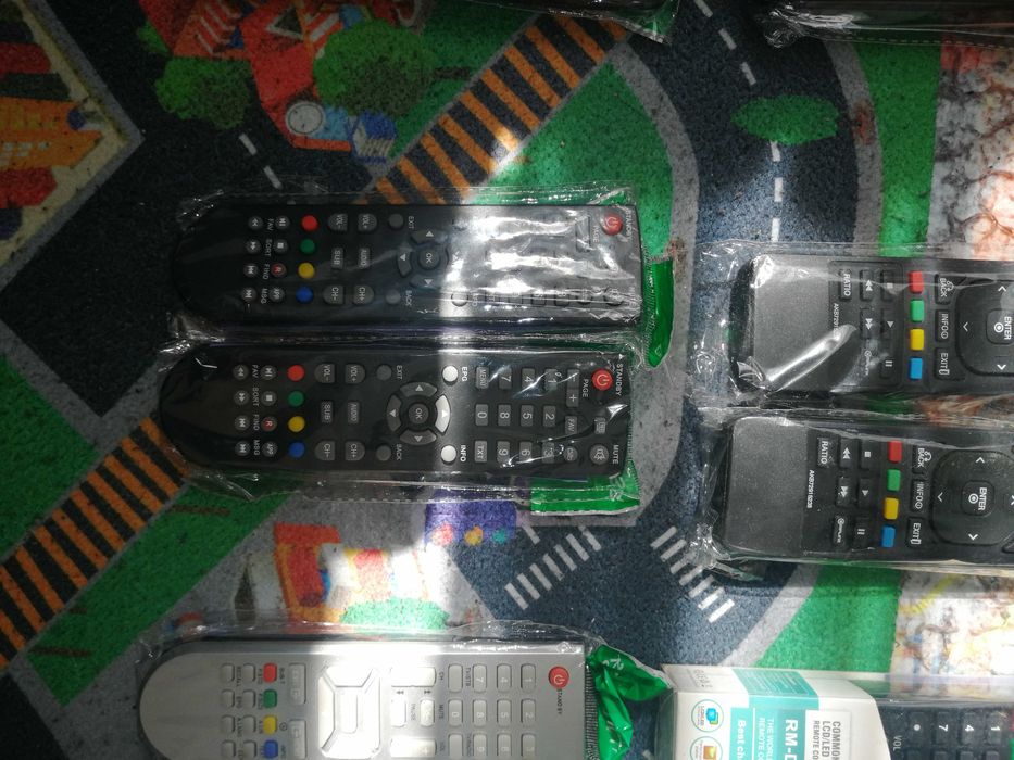 Pachet telecomenzi Samsung, Sony, LG, Digi, Dolce