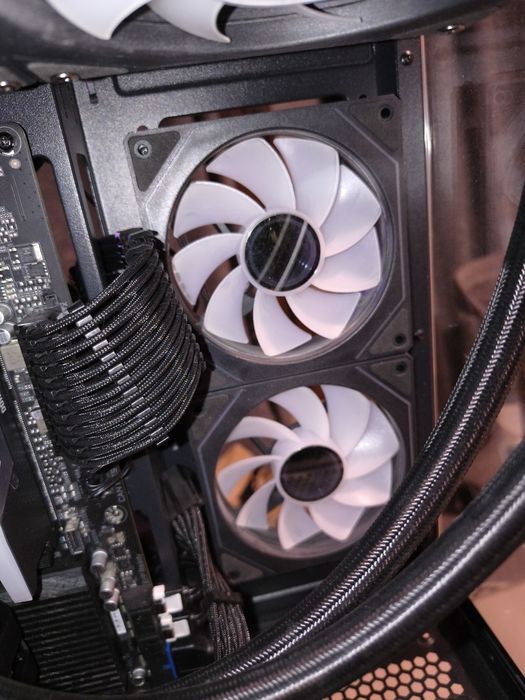 Vand ventilatoare aRGB