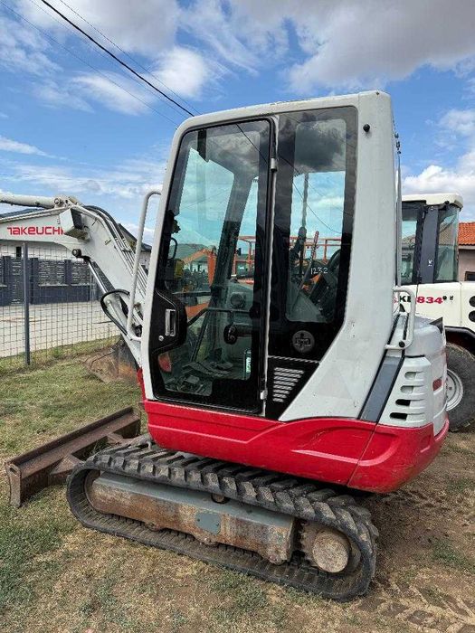 miniexcavator takeuchi tb 228