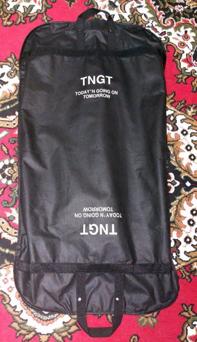 Продаю хороший южнокорейский пиджак для мужчин и женщин