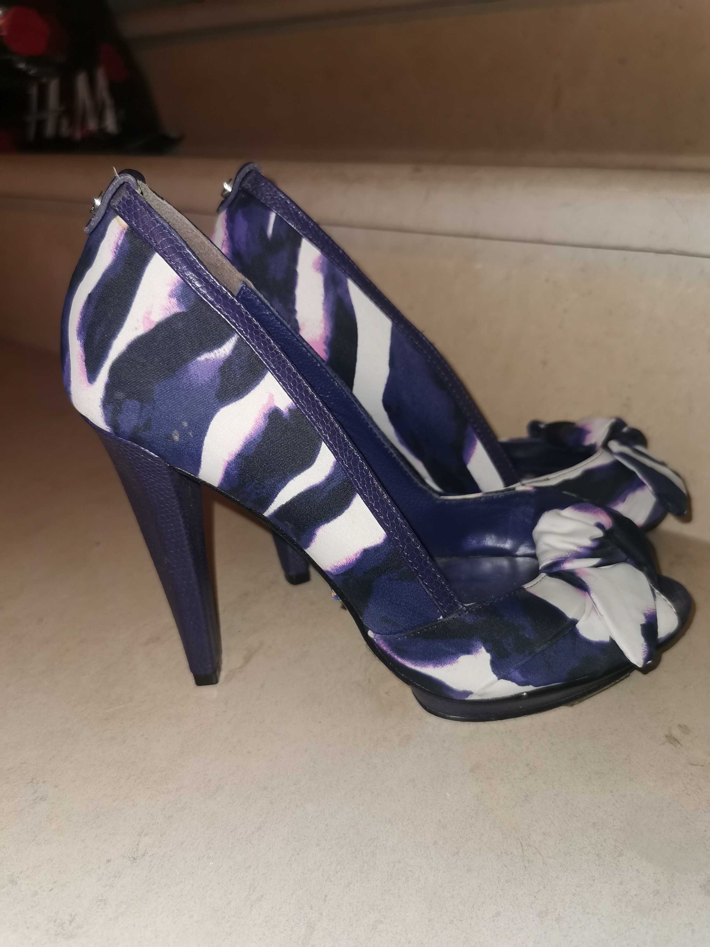 Обувки висок ток Karen Millen