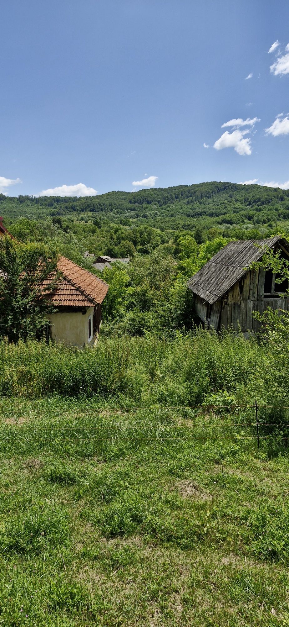 Teren cu utilități (gaz, canalizare, apă, electricitate, asfalt)