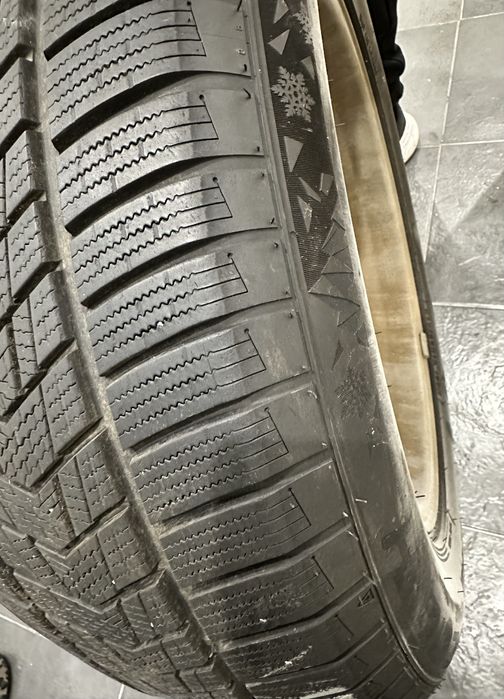 Зимни гуми от grand cherokee wvx 2007
