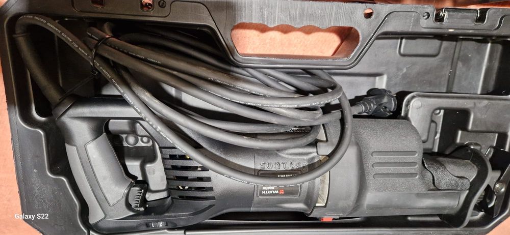 Wurth ferestrau sabie, pendular pe curent