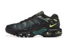 Нови мъжки маратонки Nike Air Max Plus Drift black/vintage green