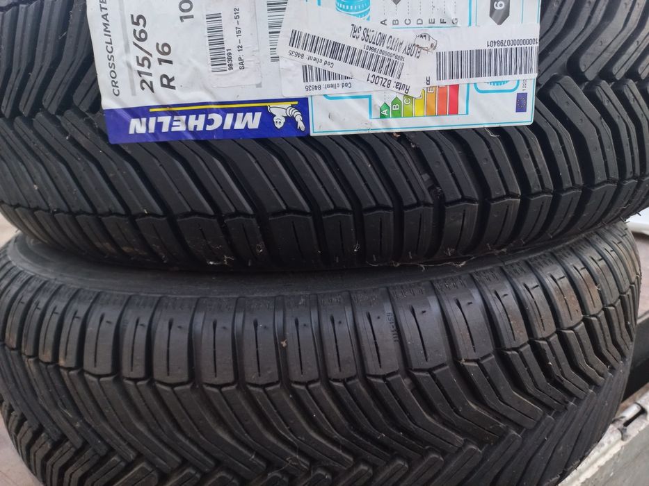 Vand cauciucuri de Dacia Duster