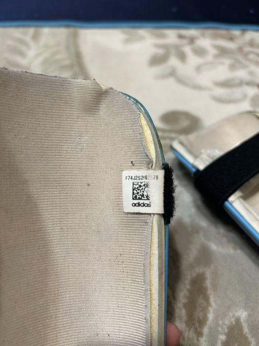 Tibiere adidas in stare buna