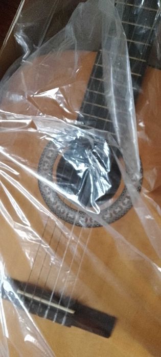 Китара акустична