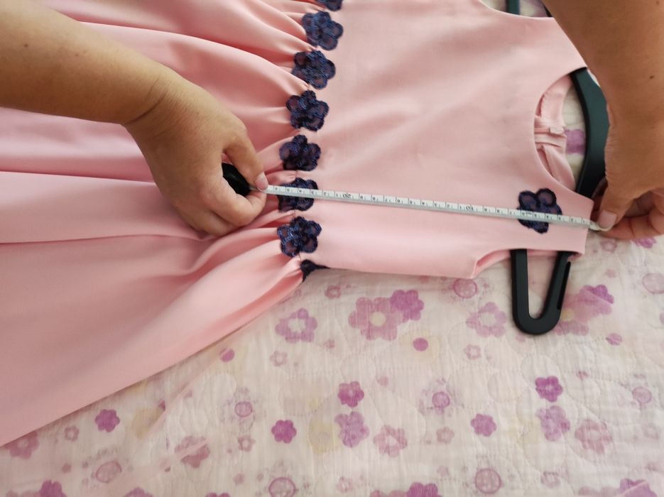 Rochita cu voal pelerina 2-3 ani